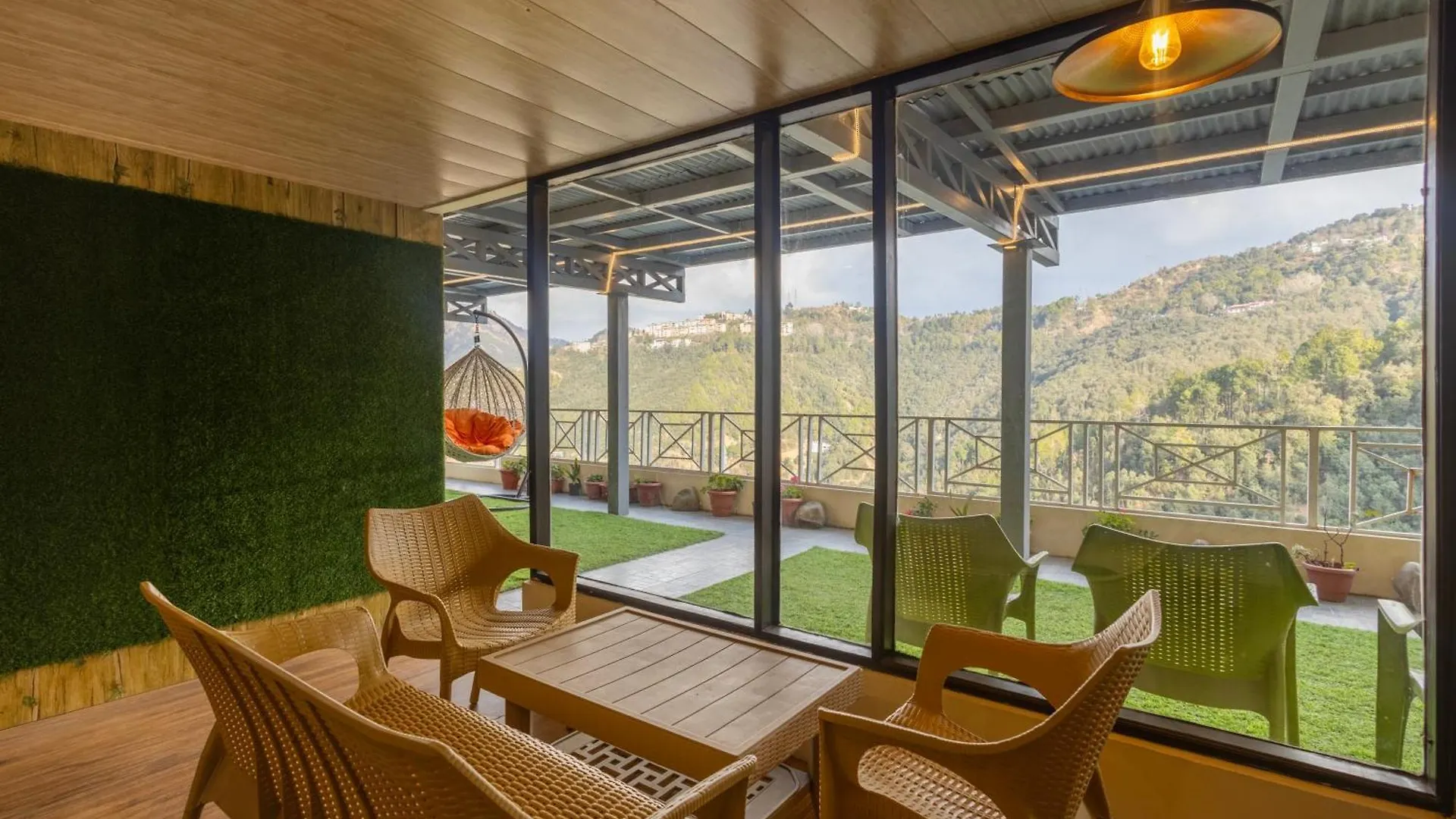 Treebo Lords Garden Glory With Valley View & Centralized Heating Shimla 3*,